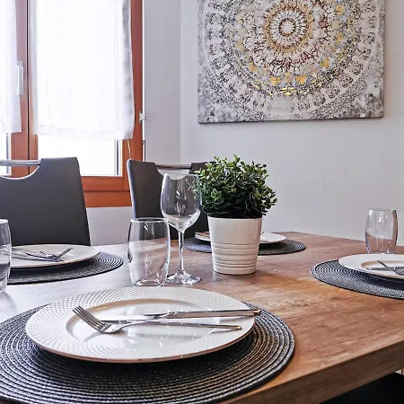 Appartement Studio Mit Kingsize-bett & Gratis Parkplatz! Flims